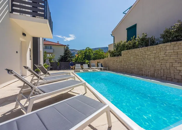 House With A Swimming Pool Baska, Krk - 21537 別荘 *