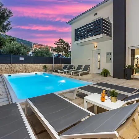House With A Swimming Pool Baska, Krk - 21537 Holiday home *